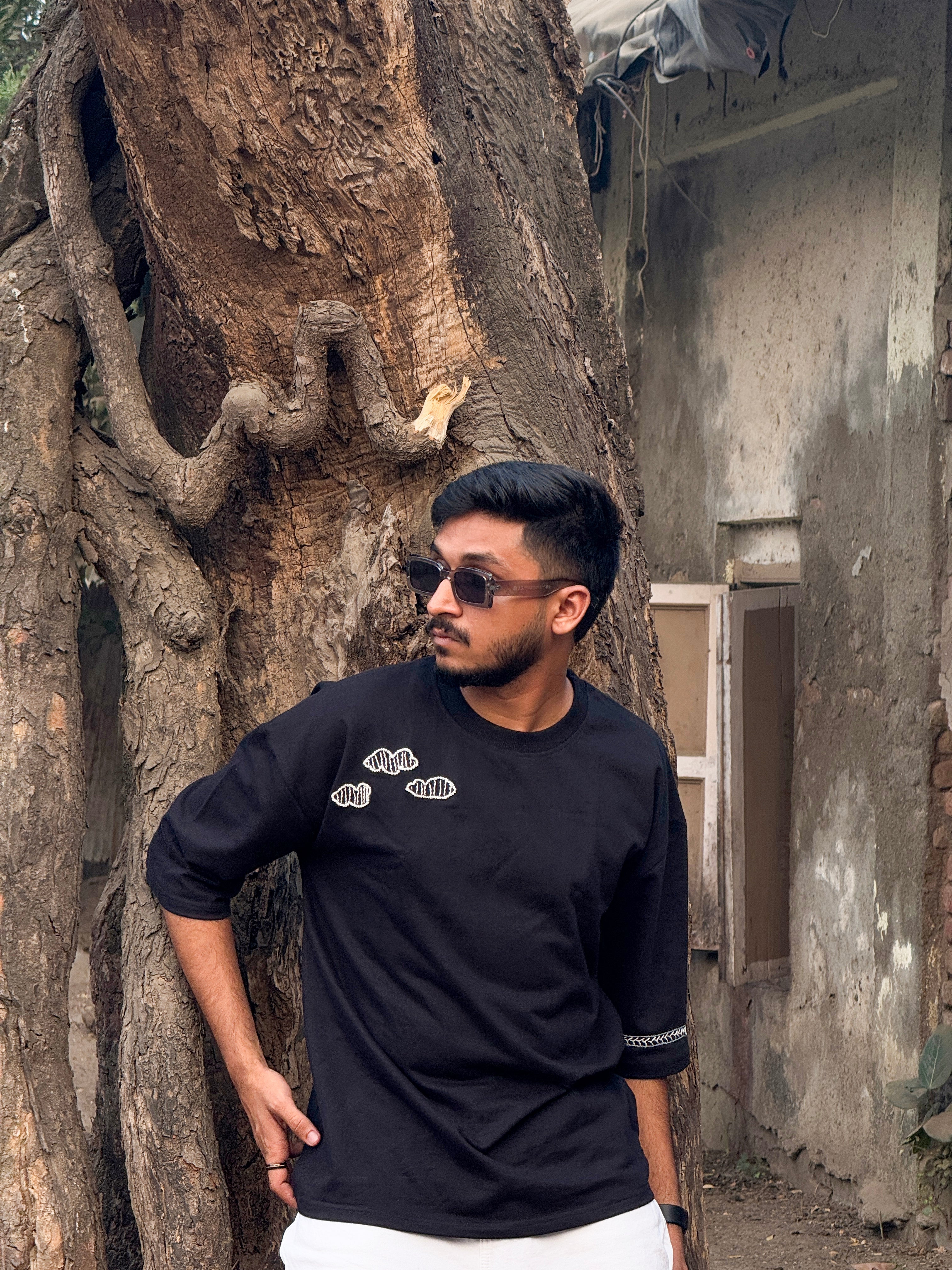 Black Graphic Handwork Oversized T-Shirt